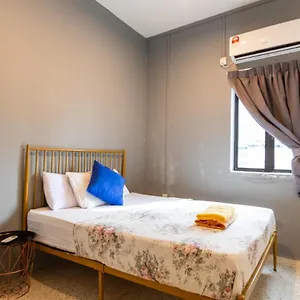 Mac 94 George Town